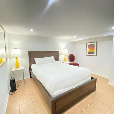 Renovated English Basement 2Bdrm Home Near Metro Washington Exterior photo